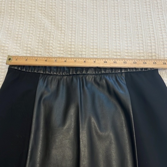 Pink Tartan black pencil skirt with vegan leather accents size 8. - Picture 8 of 10